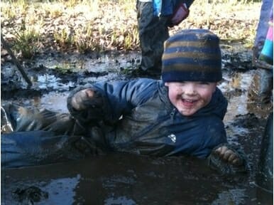 Growing number of nurseries ditching plastic toys for sticks and mud