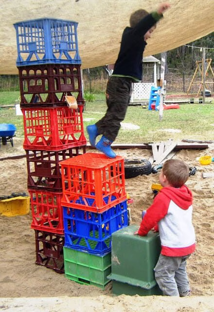 Outdoor play: when benefits outweigh the risks