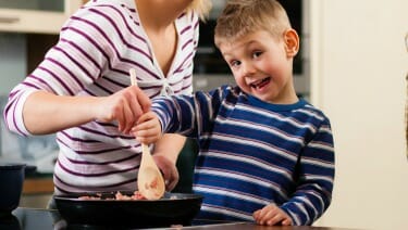 5 Great Reasons to Cook with Your Kids