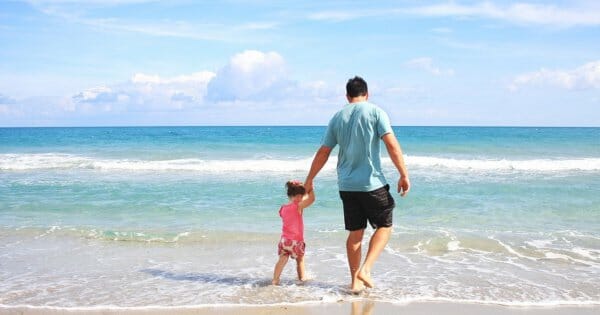 Postnatal Distress in Fathers Linked to Parenting Problems Years Later