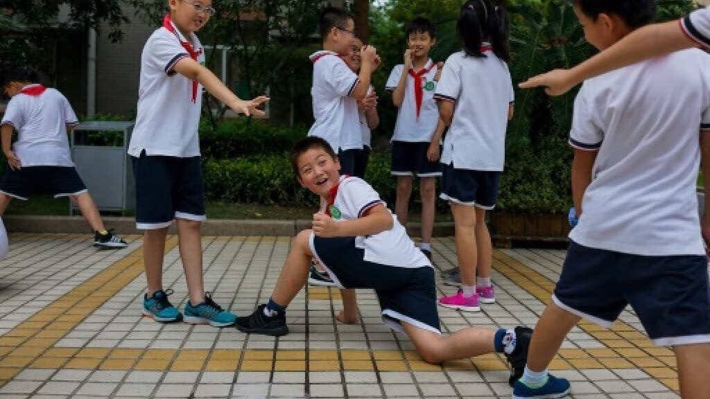 ‘Smart’ uniforms track Chinese students in truancy fight