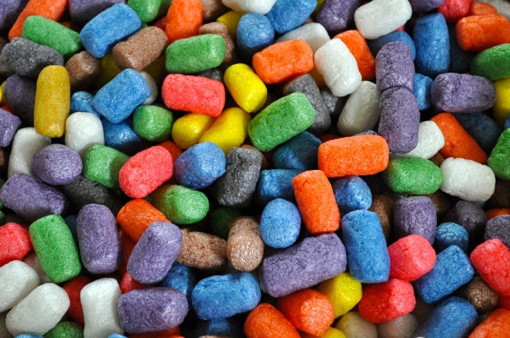 Cornstarch Packing Peanuts Playvolution HQ