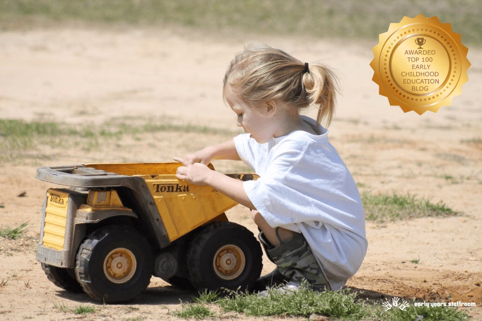 Schemas in Early Years – Learning through play