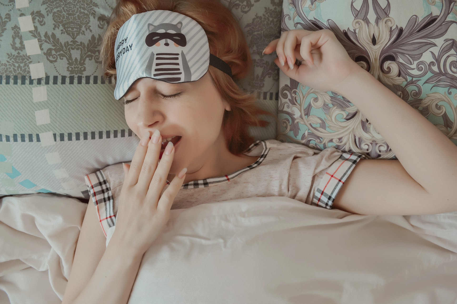 These 5 Signs Can Tell You If You Need More Sleep